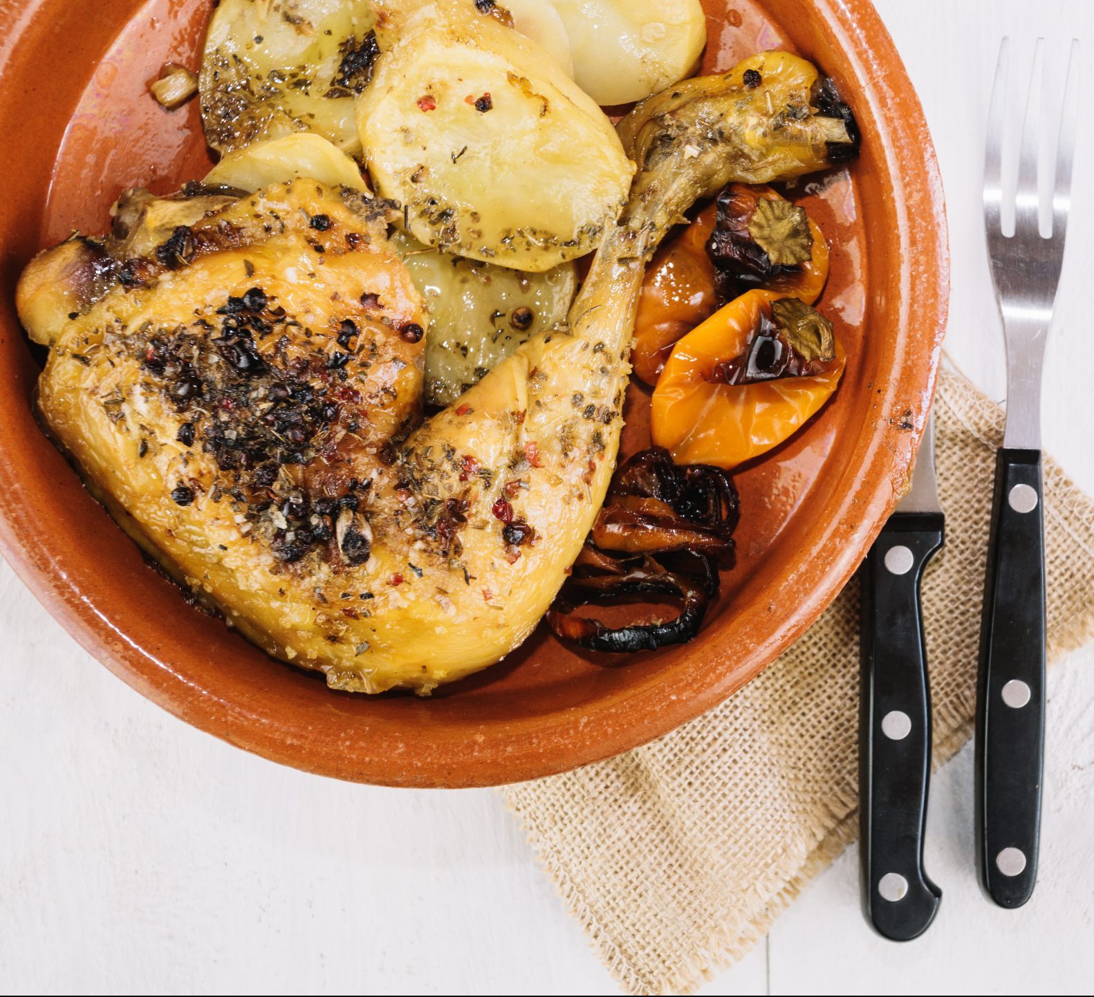 fork-knife-near-delicious-chicken-leg recette bruschetta choux romanesco mozza